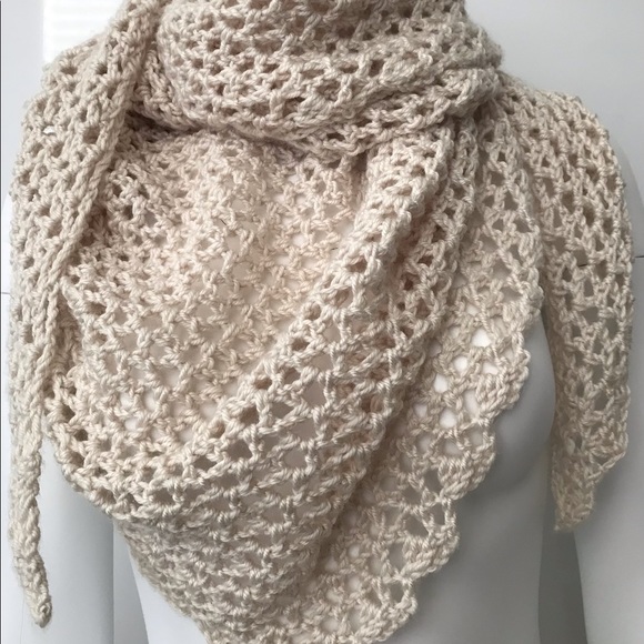 NEW Handmade Asymmetrical Triangular Scarf in Aqua Color - Picture 4 of 6